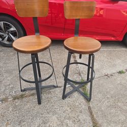 Cillas De Bar  Dan Buelta 