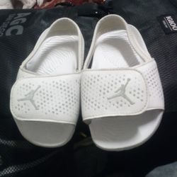 Nike Air Jordan Hydro V BT White Girls Toddler Size 8C