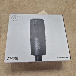 Audio Technica AT4040 Condenser Studio Microphone Kit