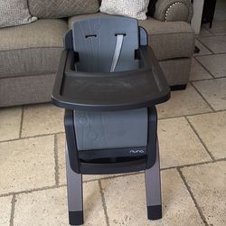Gently Loved Nuna Zaaz High Chair