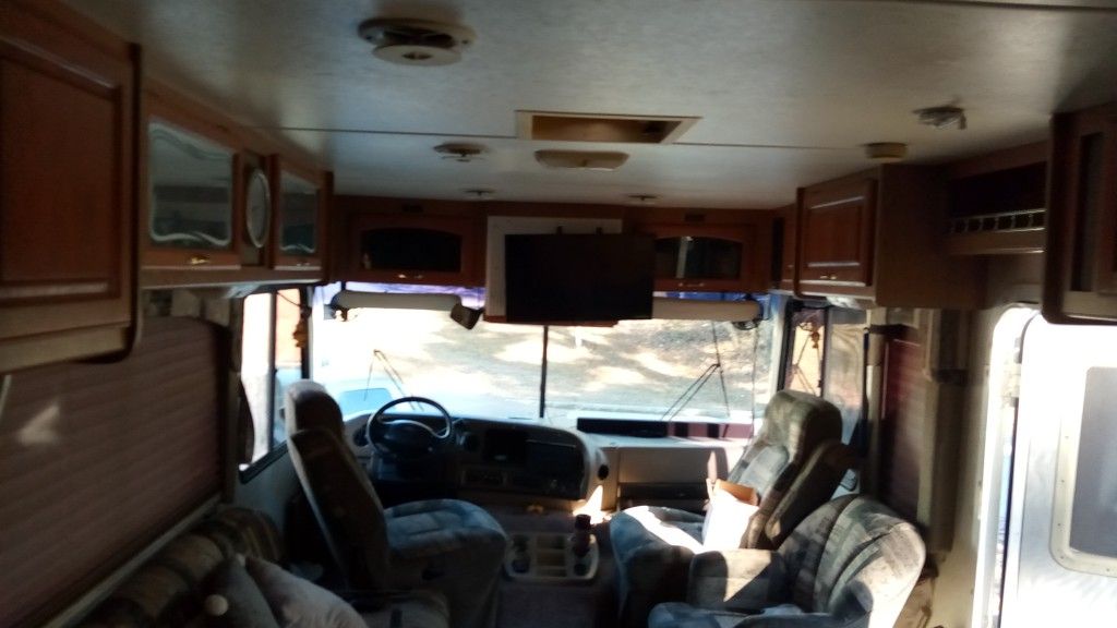 2002 Hurricane Class A Rv Ford V 10 Engine 10000 Obo