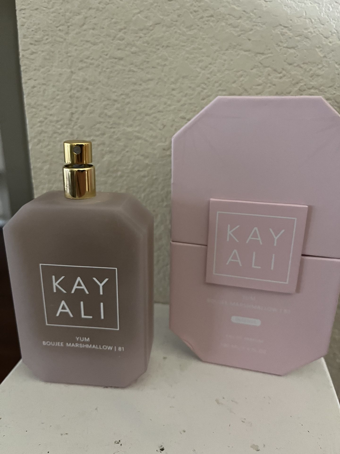 KAYALI perfume