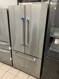 BOSCH FRIDGE IN STAINLESS STEEL