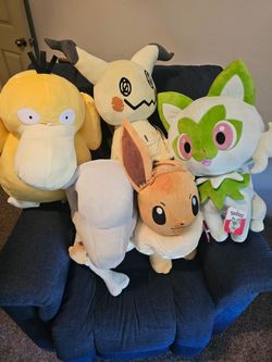 Pokeom larger stuffed