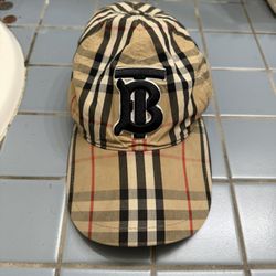 Burberry hat