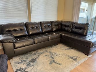 Black/Brown Leather Sectional Sofa - Priced Low! - 89110