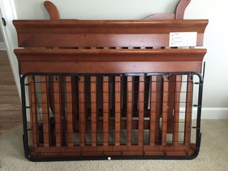 Shermag baby crib