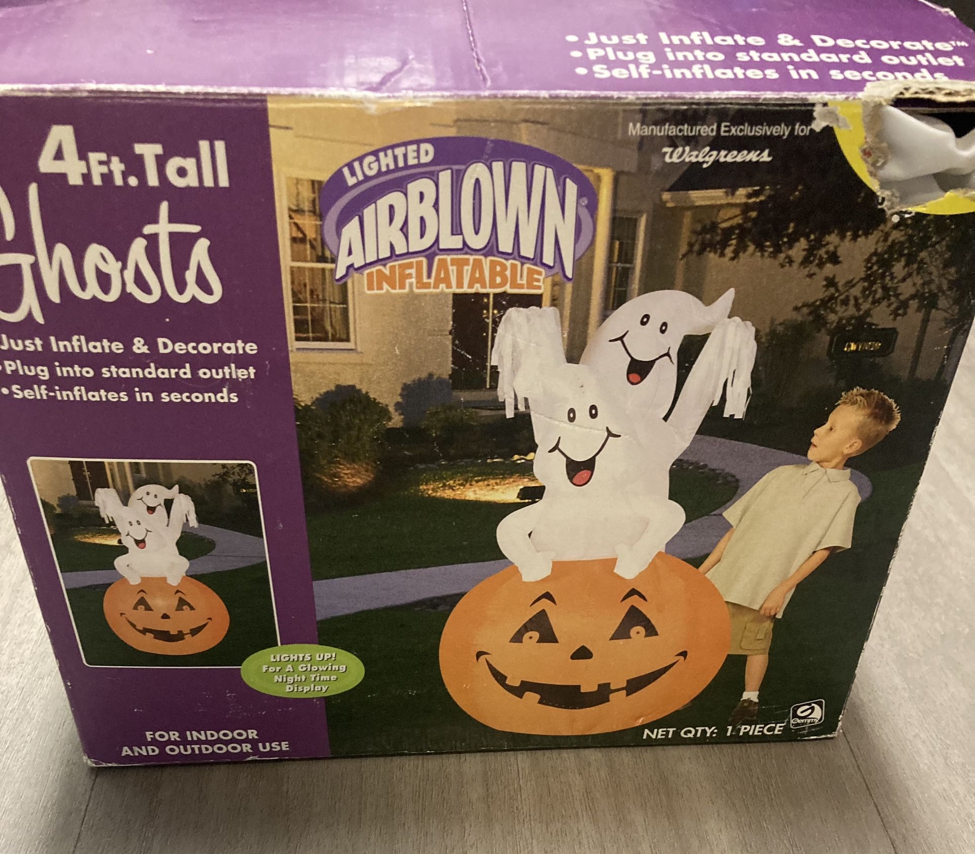 Ghosts & Pumpkin Inflatable 4’ Tall