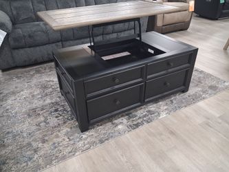 *Labor Day Now!!!*---Charming Ashley Wood Lift Top Coffee Tables---Now $699!!!---Delivery/Financing Available💪