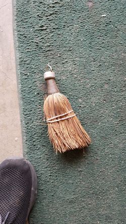 Old school umpires whisk $5