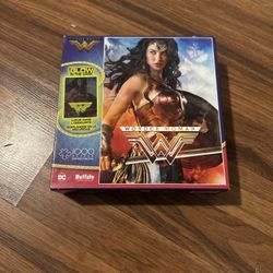 Buffalo Ga Jigsaw Puzzl  Wonder Woman Puzzle (Glow in the Dark Ed, 1000 VG+/EX