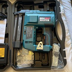 Brad Nailer Nail Gun Neu Master Brand With Tool Case Tools 