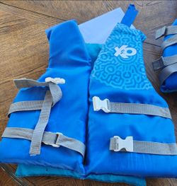 Life jackets, youth