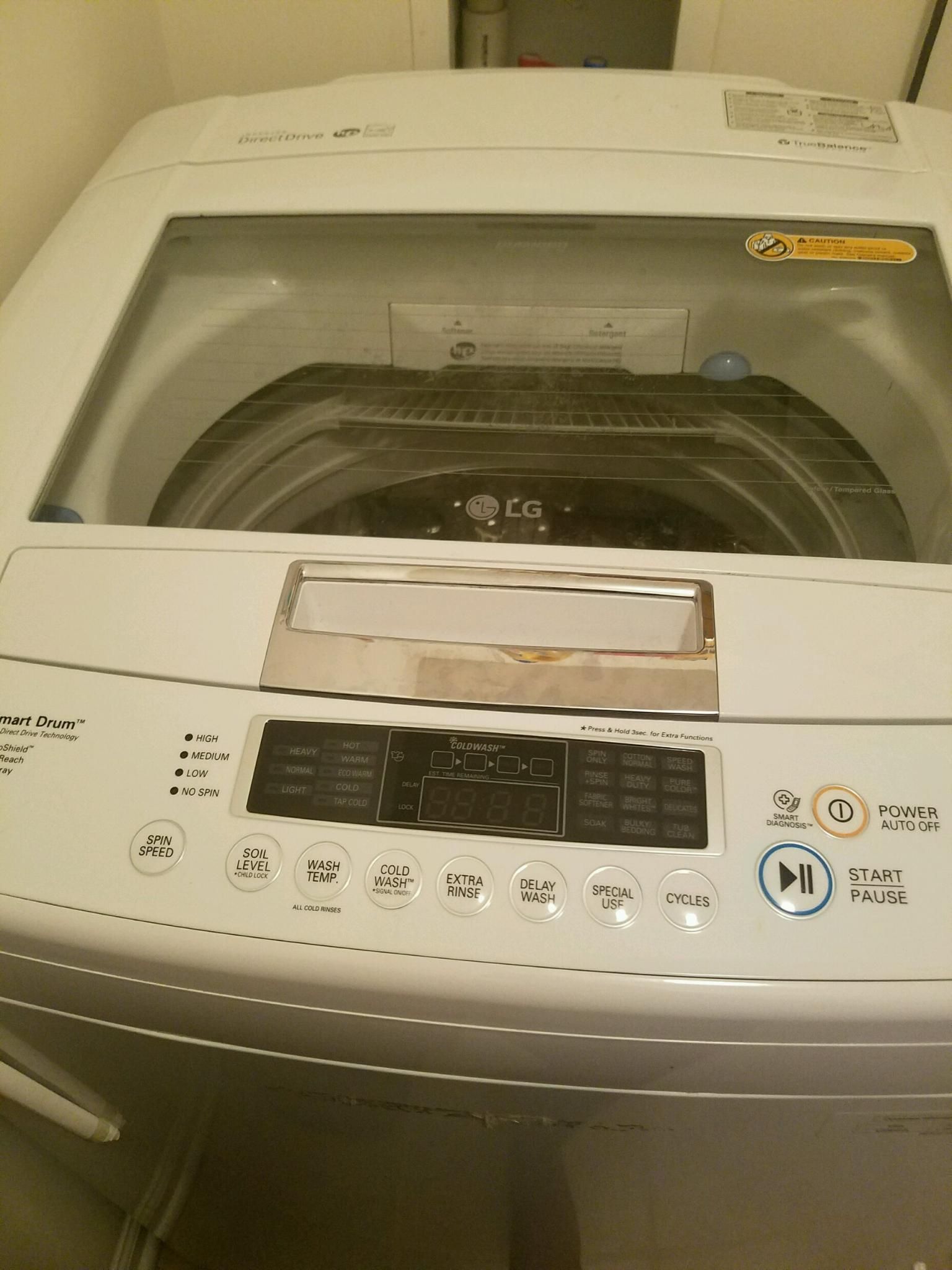 LG Appliances WT1150CW & DLE1101W Washer and Dryer Set