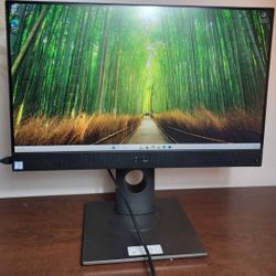 Dell Optiplex All in One 7460 24" i5 8th Gen, 256gb SSD(pcie) Windows 11 pro webcam keyboard&Mouse