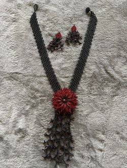 Necklace And Earring Set 