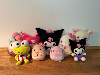 Sanrio/Hello Kitty Plushie Lot of 9