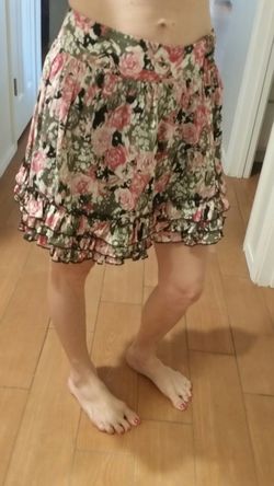 Floral Skirt with Ruffles by Candies size Small