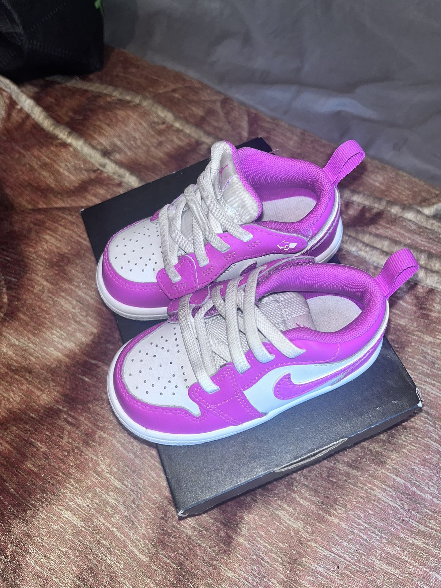 Size 6 Nike Toddler