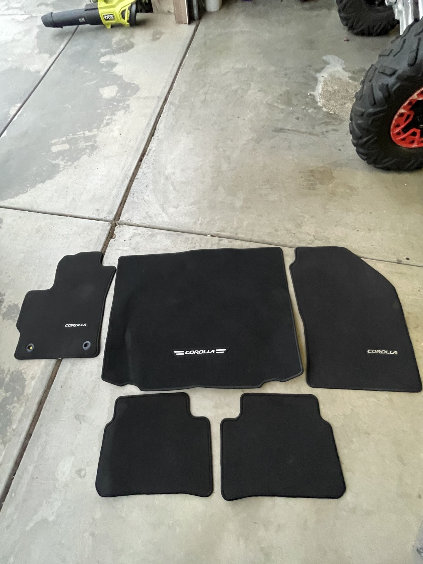 2023 Corolla Hatchback Floor mats