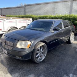 2005 Dodge Magnum