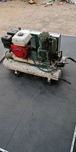 Gas powered air compressor