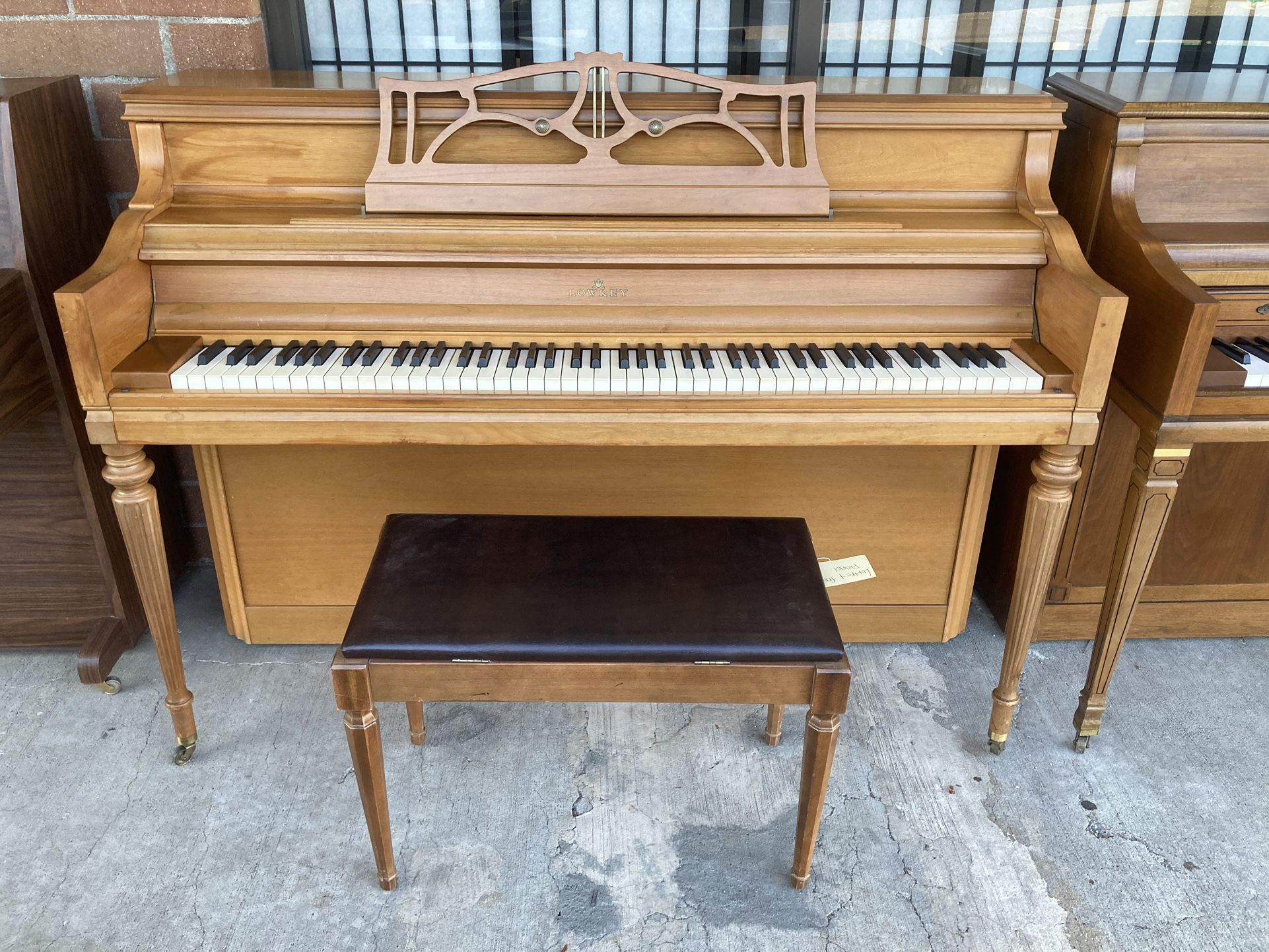 Lowrey Console Upright Piano