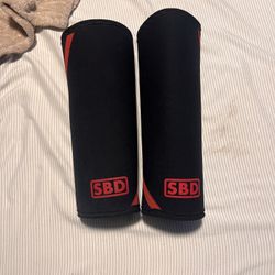 SBD KNEE SLEEVES
