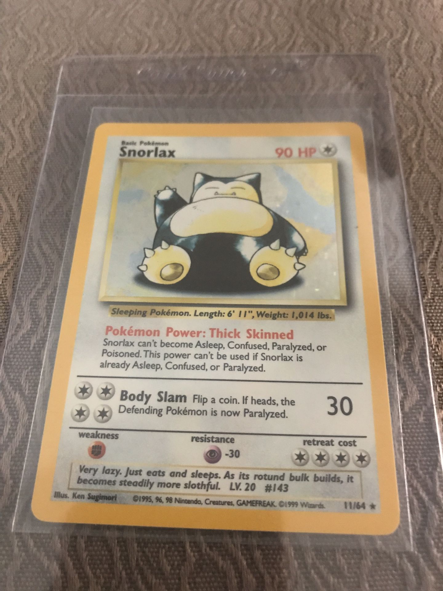 Snorlax 11/64 Pokemon card