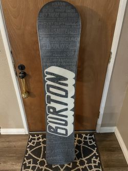 Burton Bullet 157 Snowboard with Flow M9-SE Bindlings for Sale in