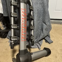 Yakima SwingDaddy 4 Bike Rack - 2" Hitches - Swinging