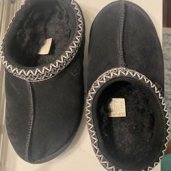 UGG Slippers Tasman Big Kids Size 5 1/2