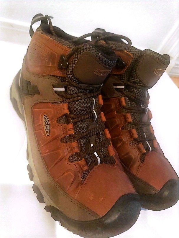 KEEN MEN'S BOOTS