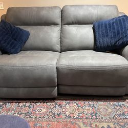 SUNDAY SALE  * COME AND GET IT!!Sofa with Electric Movement for Footrest and Matching Super Easy  Chair