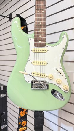 Fender Player Stratocaster FSR Surf Green