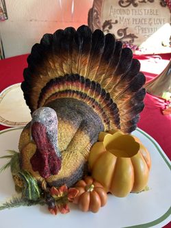 Thanksgiving’Turkey Decoration With Candle.  