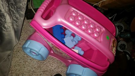 Lego/Beach cart with Legos