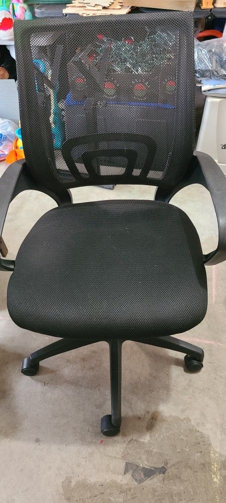 Office Chair With Arms