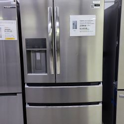 FRIGIDAIRE  GALLERY STANDARD DEPTH 4 DOOR REFRIGERATOR WITH 1 YEAR WARRANTY  /1 AÑO DE GARANTIA  POR ESCRITO 