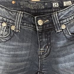 Miss Me Size 25 Long