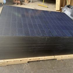 Solar Panels 585watt