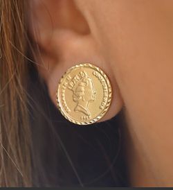 14K Solid Gold Earrings brand New Stud