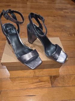Mix No. 6 Leil Metallic Pewter Camouflage Block Heel Sandals NWT Size 8.5