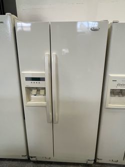 Refrigerator Whirlpool 33” No Ice