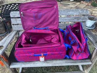 Diane von Furstenberg DVF Amor Pink & Blue Leaf Pattern Luggage Set - 3 Pieces