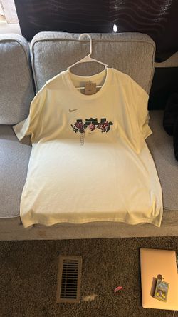 Nike LeBron King Shirt XXL (embroidery)
