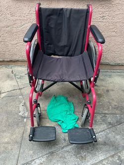 Ultralight weight wheelchair
