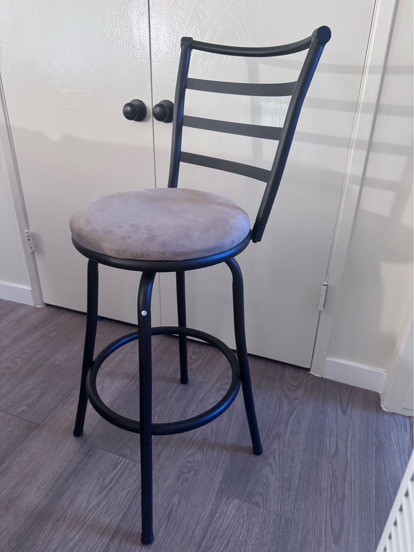 2 Indoor Swivel Barstools