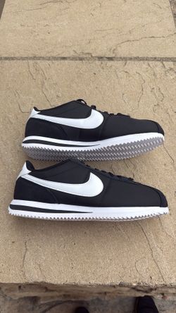 New Nike Cortez Textile black white shoes Men’s 7.5, Women’s 9