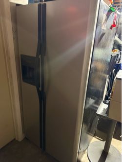 FREE. Frigidaire refrigerator/ freezer